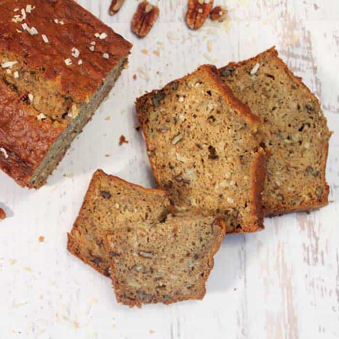 Easy Classic Banana Bread Quick and easy banana bread recipe for busy days