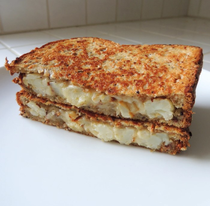 Cauliflower Grilled Cheese - Will Cook For Smiles This cauliflower grilled cheese recipe going viral and its worth try