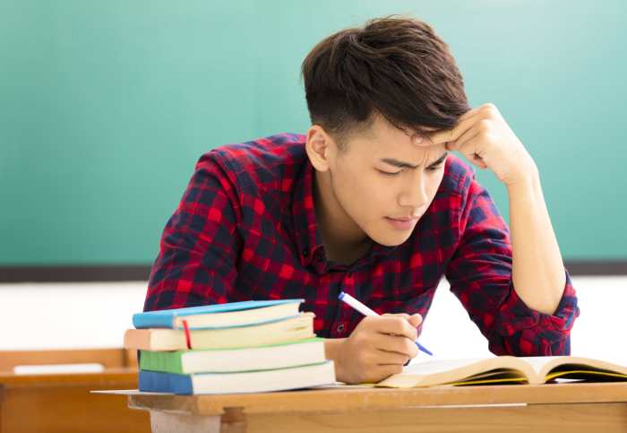 Study Smarter, Not Harder: High School to College Study Tips | Higher ... How studying highly successful people makes you highly successful