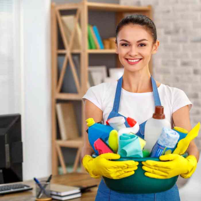 Tips Make Your Cleaning Routine Greener! Now! How cleaning the closet can change your life