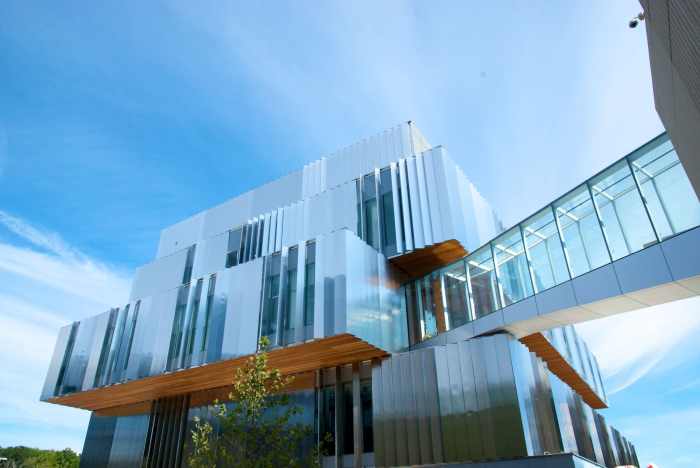 The Sheridan College | Architecture Photography | Toronto Why are meetings unproductive