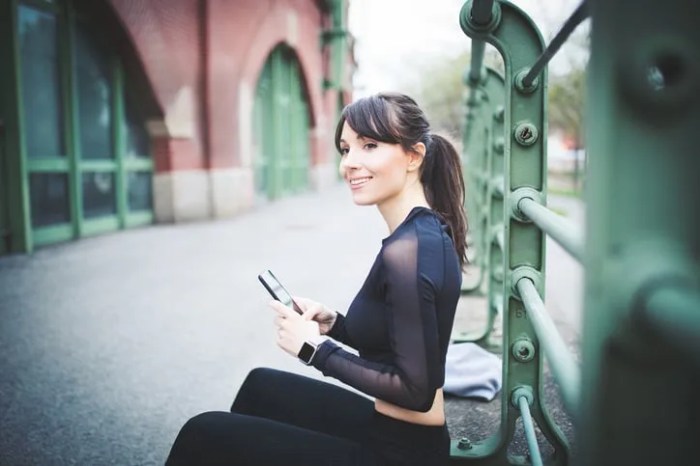8 Reasons Why Intelligent Women Find It So Hard To Find A Soulmate ... 10 reasons its hard for smart women to find love