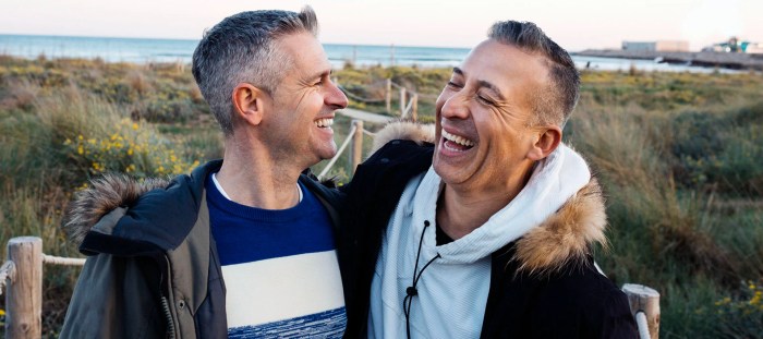 How To Keep Your Relationship Happy And Healthy – FLUX MAGAZINE Differences between being happy and being comfortable relationship