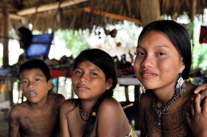 Esilda, young teenager of Embera native community living by the Chagres ... 25 life lessons have learned over the last 25 years