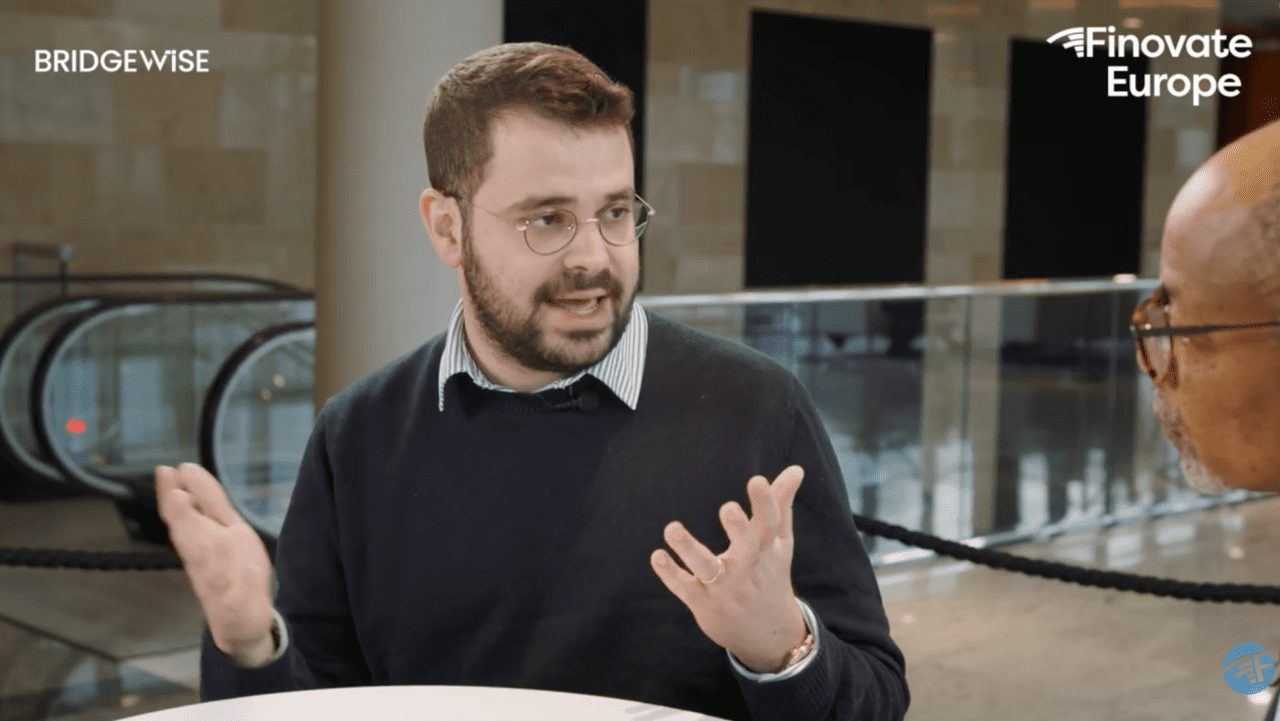 Artificial Intelligence Reshapes Global Investing Landscape, Empowering Retail Investors Through Enhanced Accessibility and Data-Driven Insights.