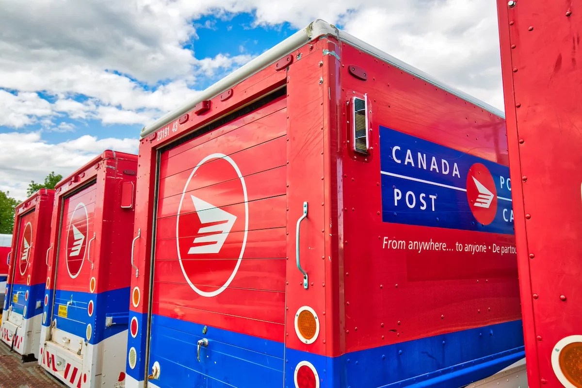 Canada Post Embarks on Major Transformation, Phasing Out Home Delivery for 4 Million Addresses Amidst Historic Financial Challenges