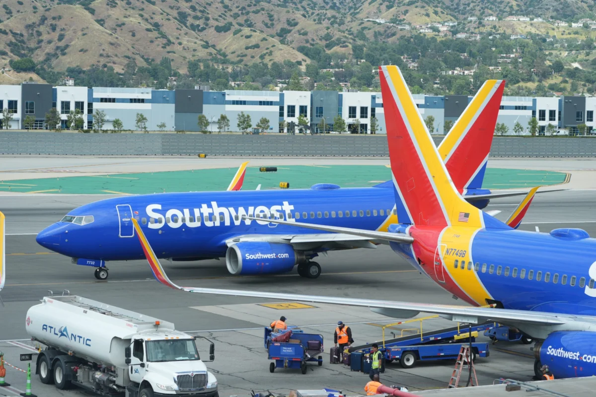 Nashville Incident Highlights Critical Role of Air Traffic Control and Onboard Safety Systems in Averting Mid-Air Collision