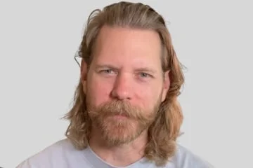 The Dual Business Strategy: Analyzing the Rise of Diversified Direct-to-Consumer Portfolios and the Search for the Ideal Consumable Brand