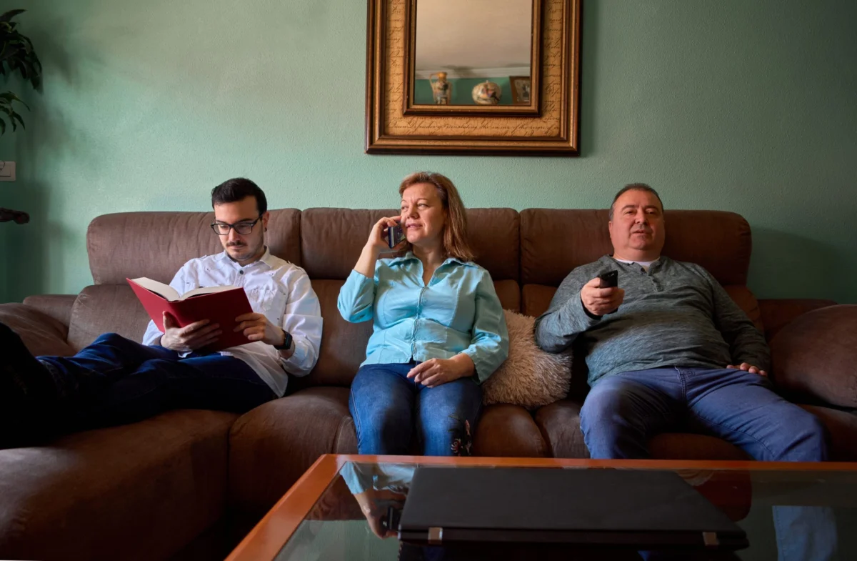 ‘We should absolutely be concerned about non-college-educated men today’: higher rents, living at home, falling out of the labor market | Fortune